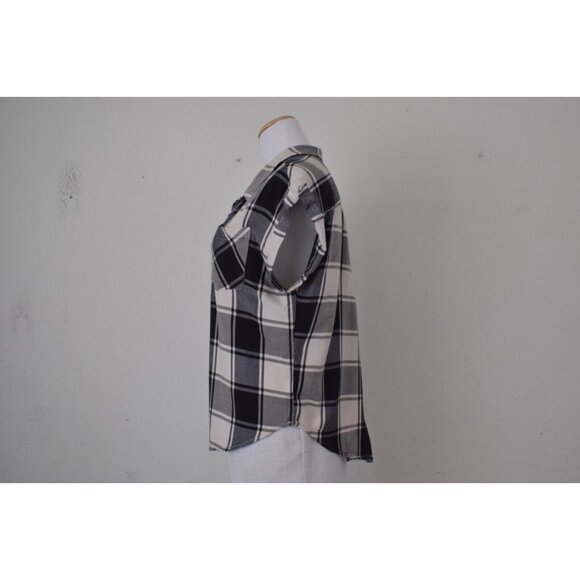 Jacks Girlfriend Womens Plaid Rayon Button Up Blouse Cuffed Sleeve size M - Picture 2 of 13
